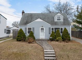 1913 Everett St S, Valley Stream, NY 11580