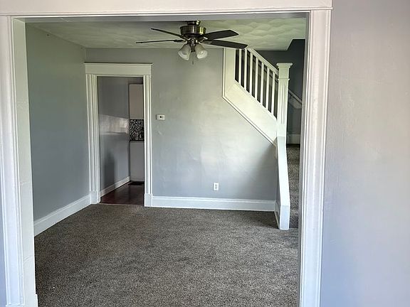 2nd image of 824-826 Troy St #824