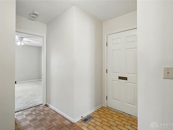 5th image of 7810 Capitol Hill Ln