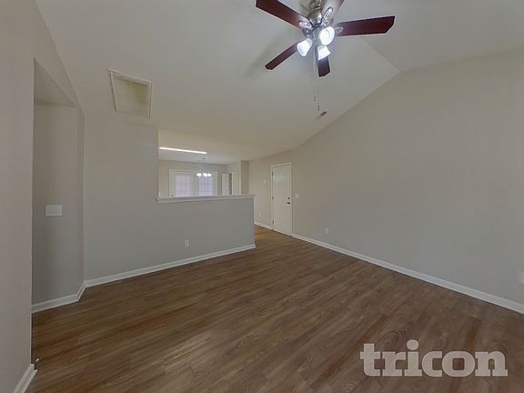 3rd image of 705 Continental Dr