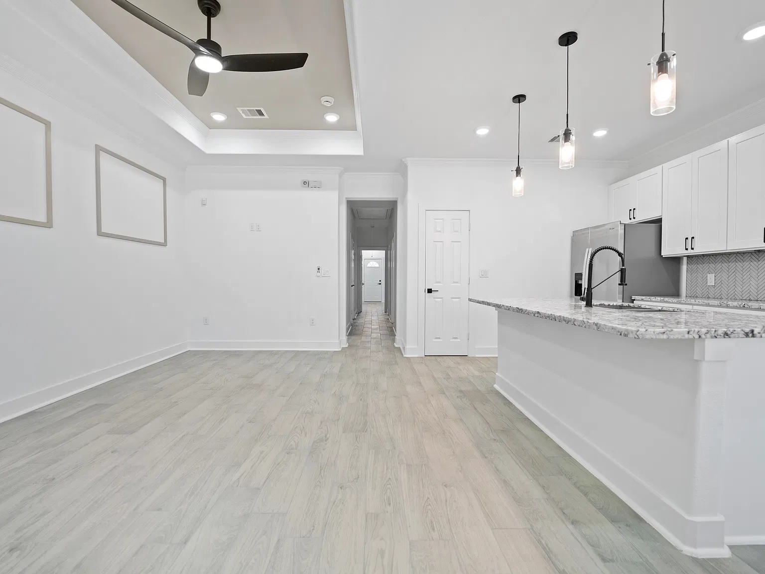 3 bed, 1262 sqft, $1,900 — Photo 4