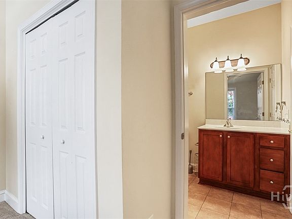 5th image of 402 Kendal Court #402