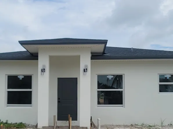 824 W 6th Street, Riviera Beach, FL 33404