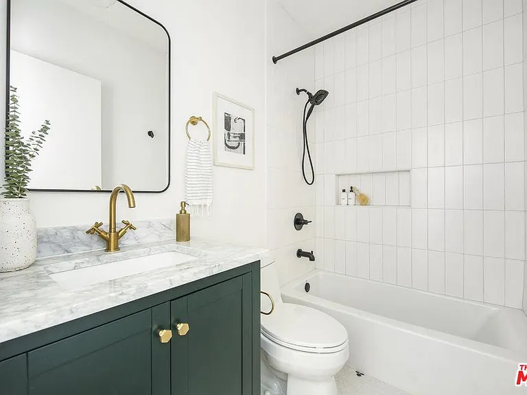 2337 Ridgeview Ave — Photo 7