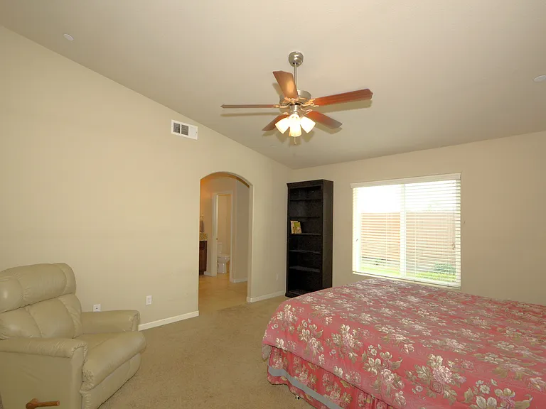 6601 E Saginaw Way — Photo 22