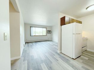 411 8th St SW #411-7, Minot, ND 58701