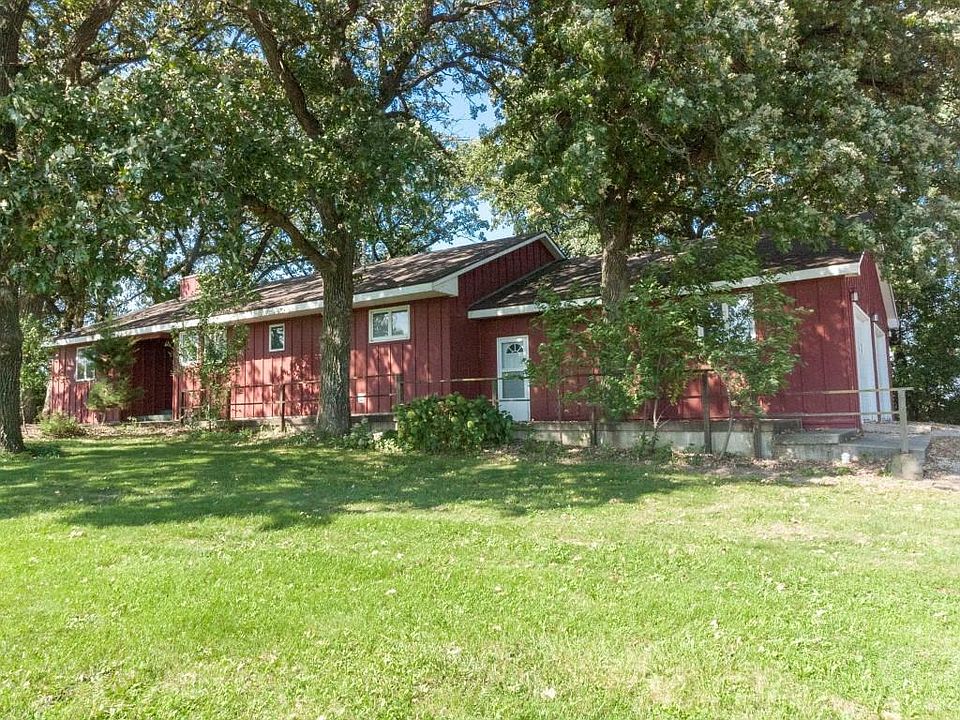1st image of 24185 Forest Ave