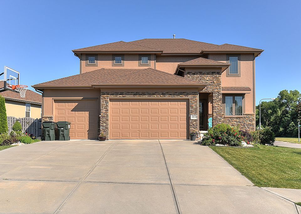 1st image of 19319 K Cir