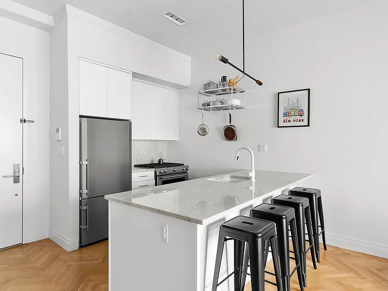 182 Concord St #2A — Photo 2