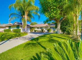 981 W 8th St, Upland, CA 91786