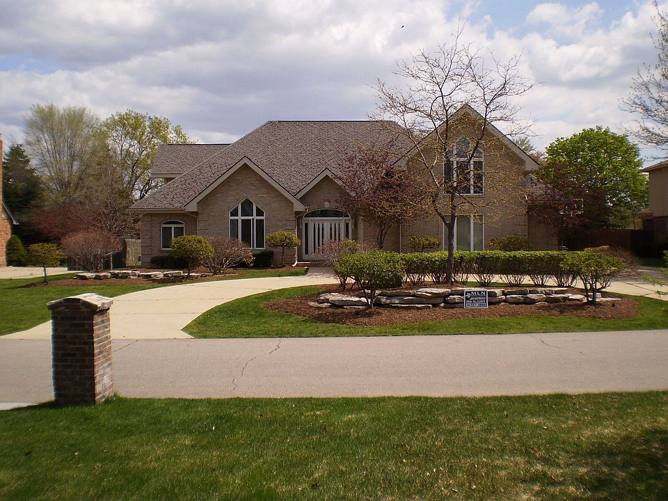 1st image of 48230 Lakeland Dr