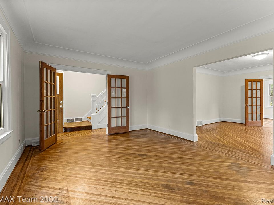 404 S Waverly St, photo 15