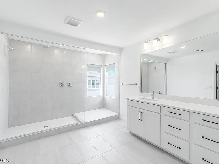 6846 W Ford Ave — Photo 20