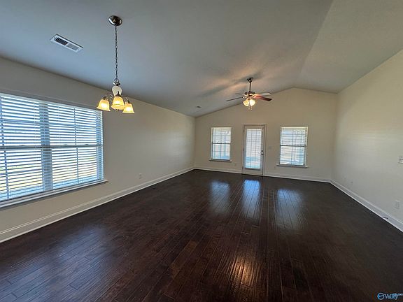 5th image of 2504 First Hill Cir