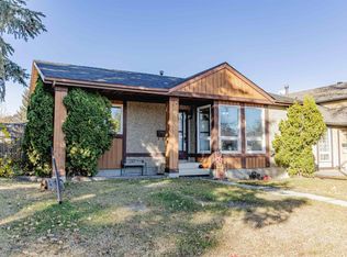 3924 55th St NW, Edmonton, AB T6L 1C2