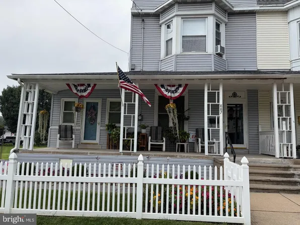 887 E Lehman St, Lebanon, PA 17046