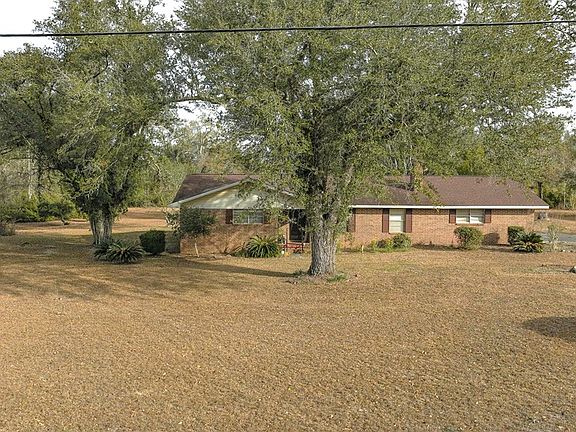 2nd image of 18799 NE Roy Golden Rd