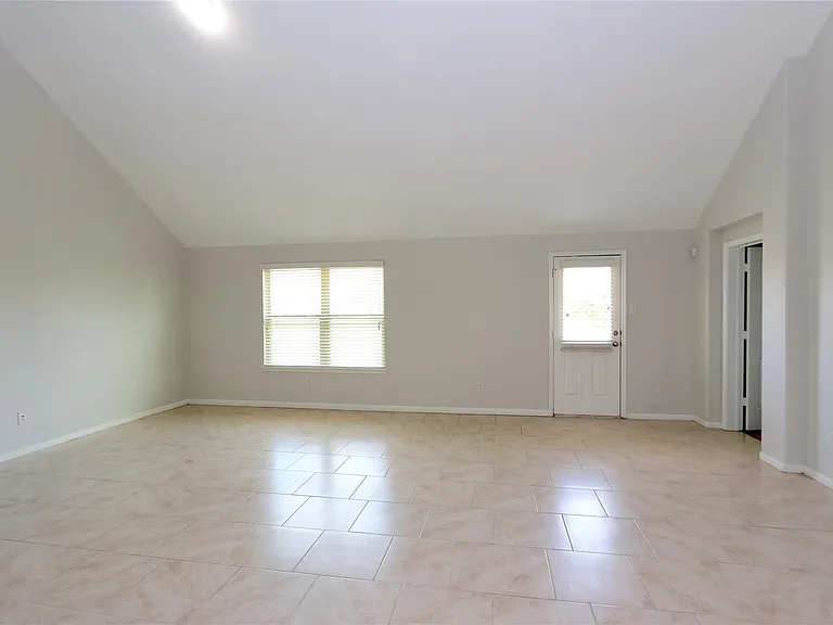 17614 Glade Landing Ln — Photo 3
