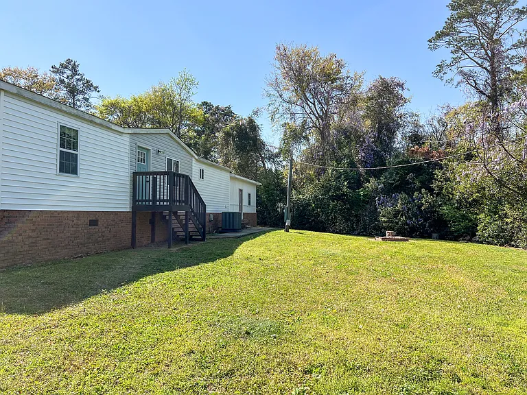 716 Yachtsman Pl — Photo 2