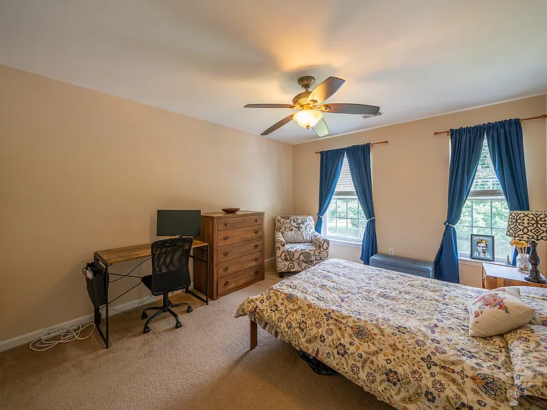 748 McCardle Dr — Photo 28