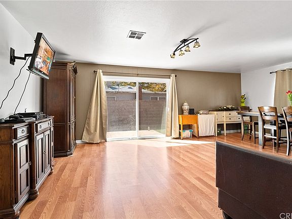 4th image of 45445 Leatherwood Ave