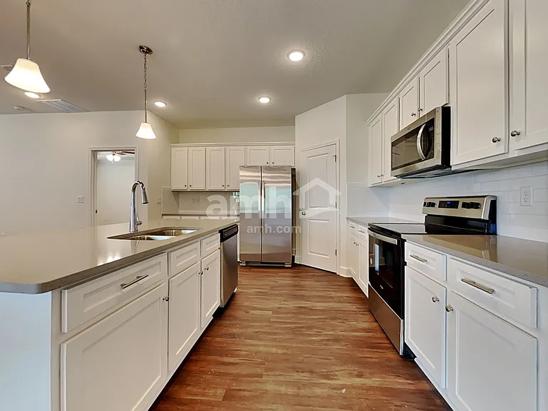 2948 Rolling Acres Rd — Photo 3