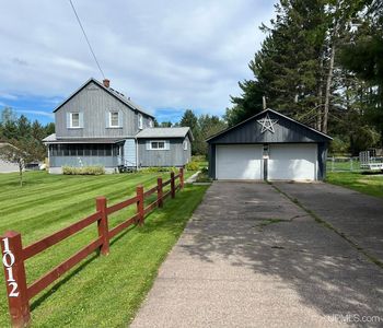 1012 W Hiawatha Rd #5, Iron River, MI, 49935