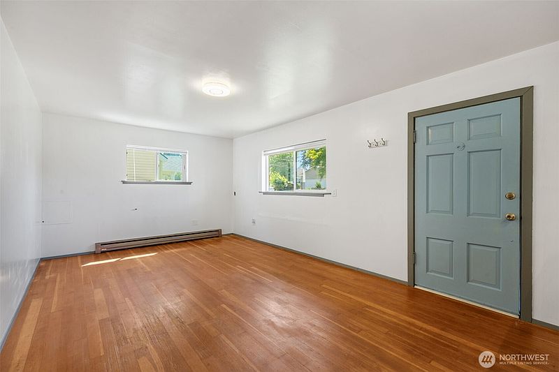 4th image of 2205 Columbia Ave, Everett, WA