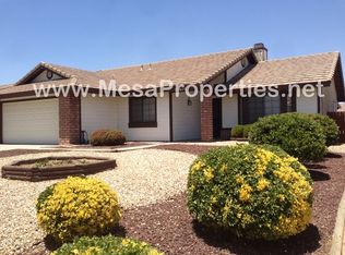13610 Buena Vista Dr, Hesperia, CA 92344