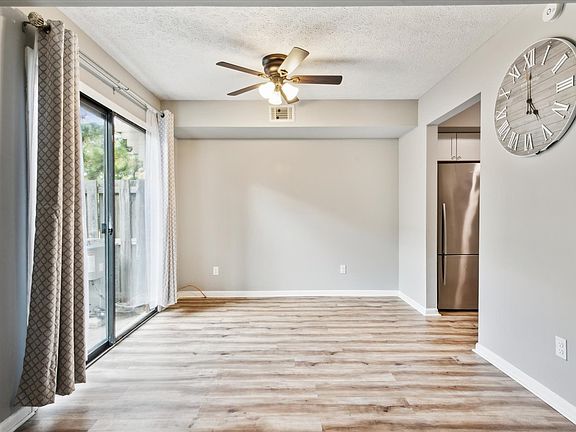 5th image of 1401 Ventura Way #A