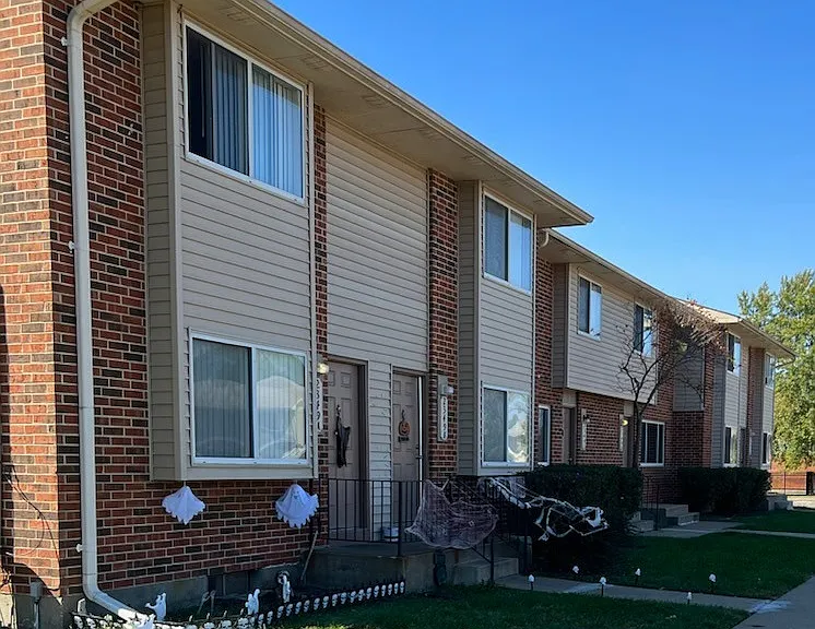 Highland Park Townhomes — Photo 18