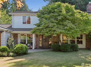 4712 90th Ave SE, Mercer Island, WA 98040