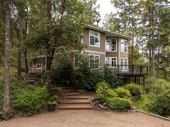 3rd image of 908 Little Mountain Rd