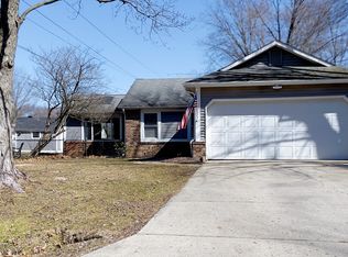 9161 Warwick Rd, Indianapolis, IN 46240