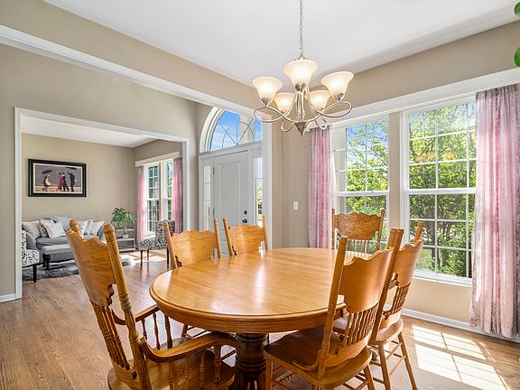 4th image of 25018 W Armstrong Ln
