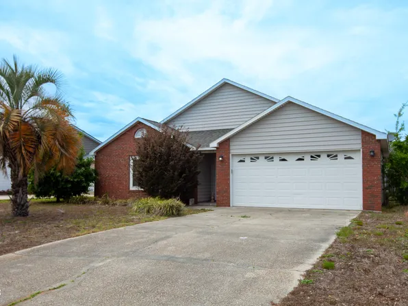 215 Gulf Aire Dr, Port Saint Joe, FL 32456