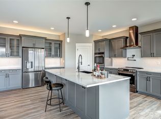 696 NE Tyler Pl, East Wenatchee, WA 98802