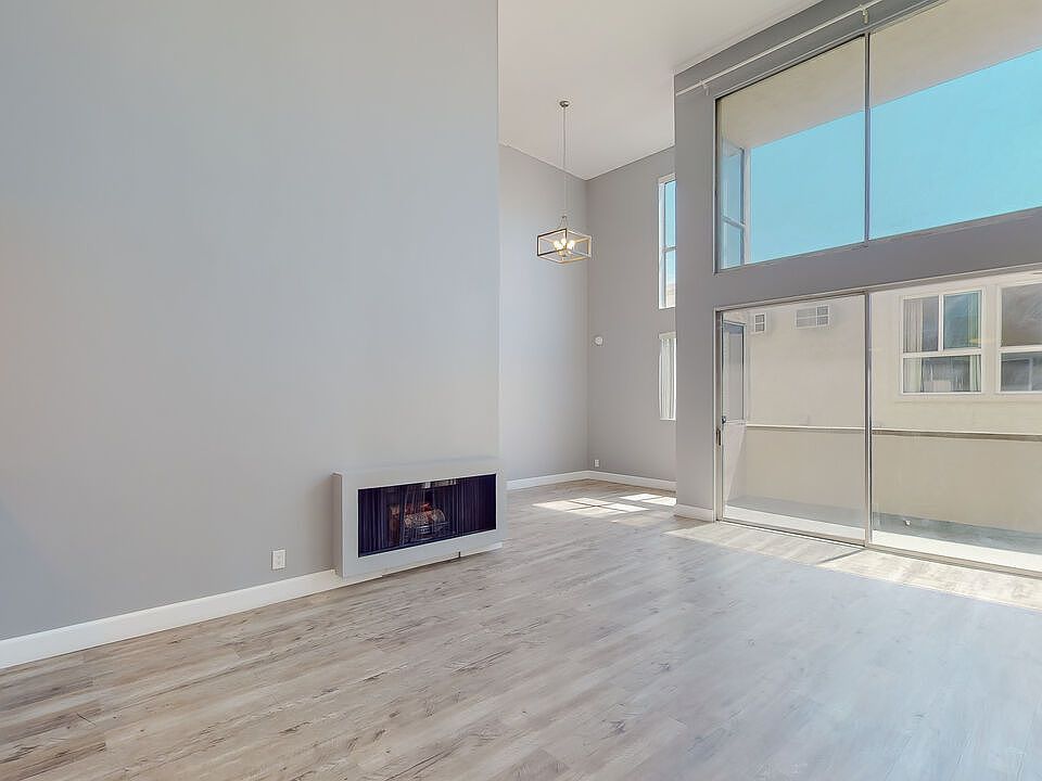 Kings Road Apartments Los Angeles, CA Zillow