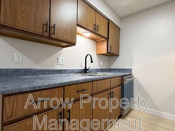 3rd image of 2323 T St Unit 3