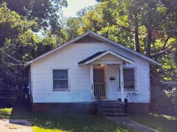 5 S West St, Grenada, MS 38901
