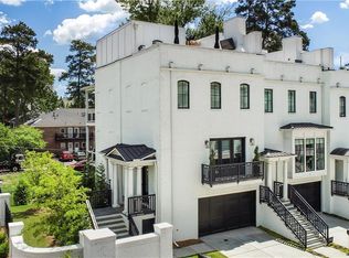3667 Peachtree Rd NE, Atlanta, GA 30319
