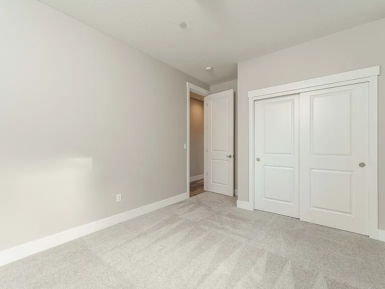 8989 N Kale Cir — Photo 37