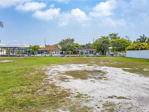 3rd image of 190 Bahia Via