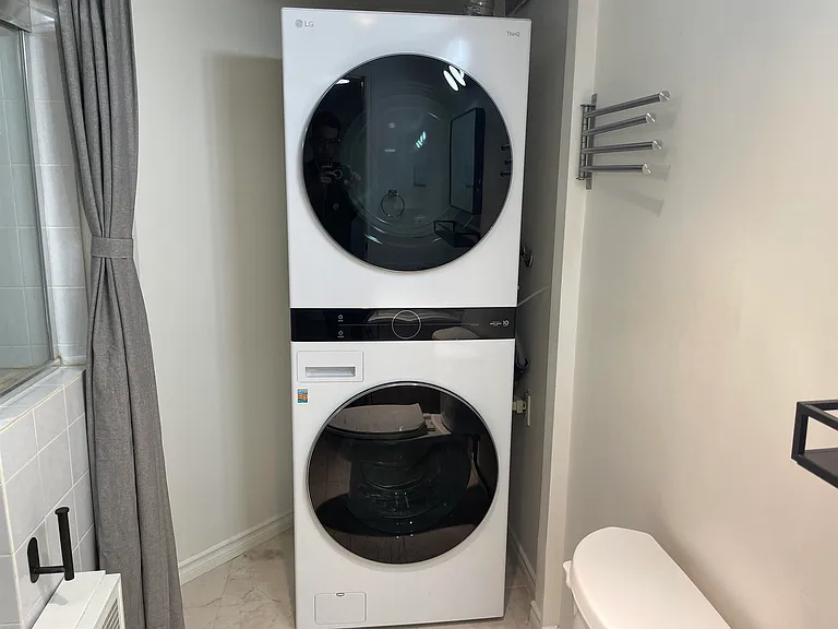 1550 Marine Dr #103 — Photo 12