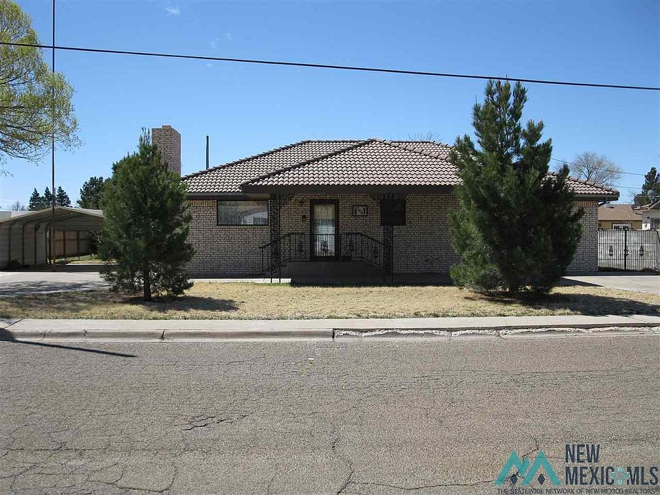 1st image of 705 SW 15th St