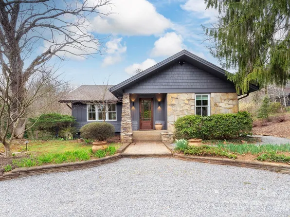 660 New Haw Creek Rd, Asheville, NC 28805