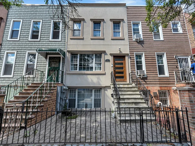 25 Pilling St #1 — Photo 9
