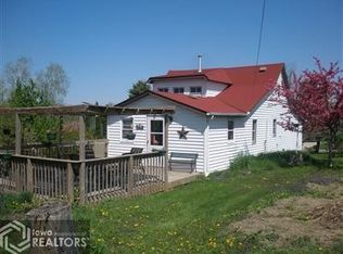 3054 E Main Street Rd, Marshalltown, IA 50158