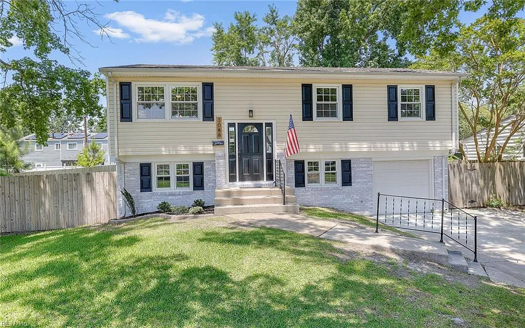 4 bed, 1668 sqft, $3,200 — Photo 1