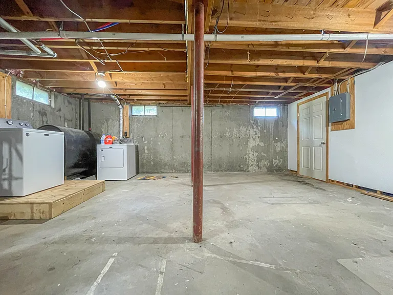 124 Pleasant Hill Rd — Photo 37